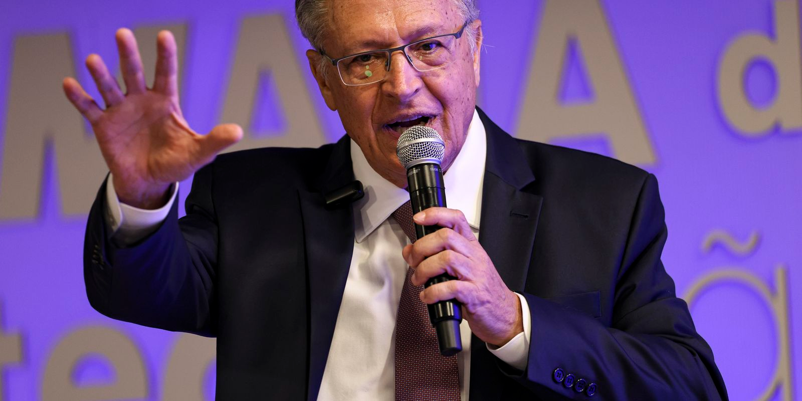 Alckmin destaca exportação para pequenas empresas